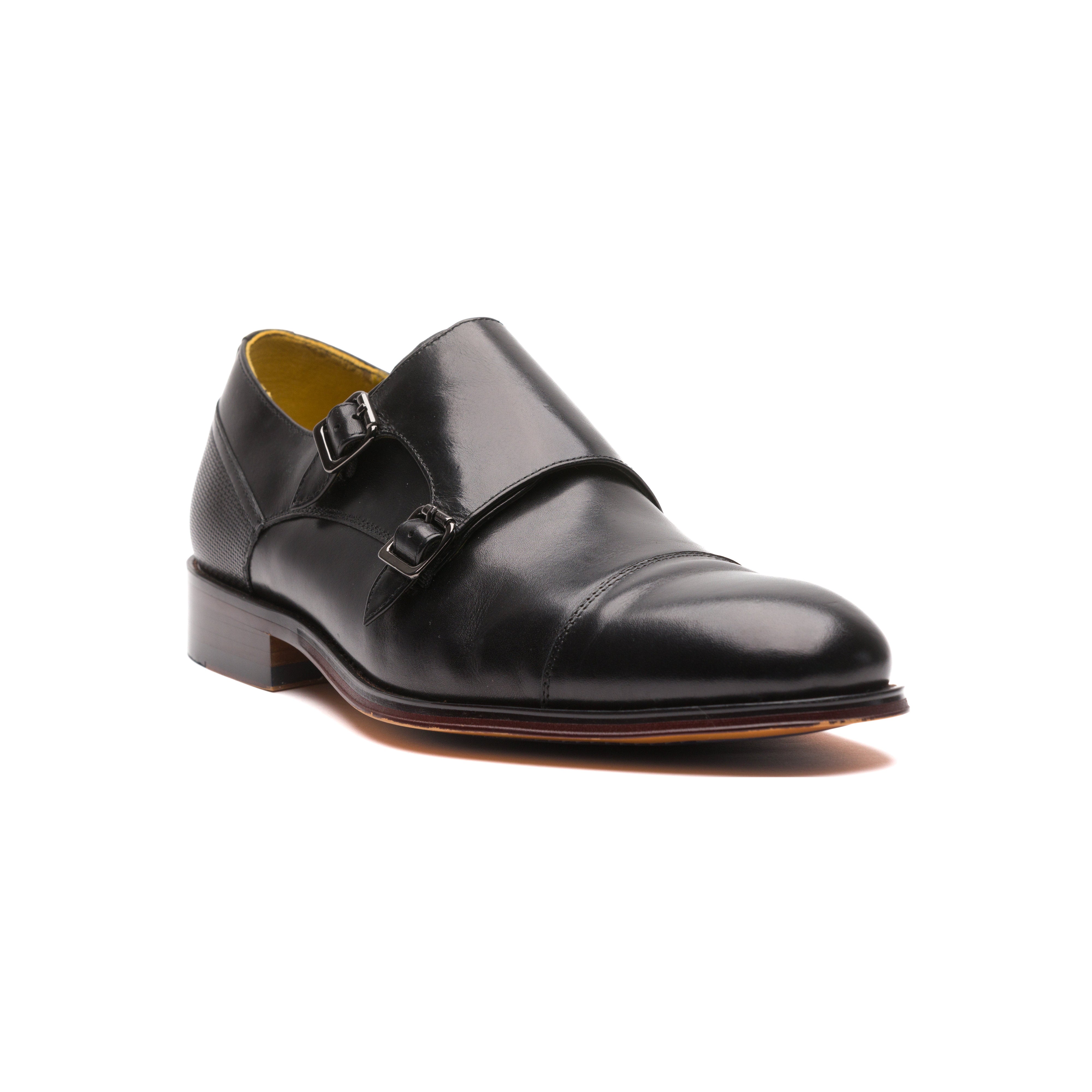 Steptronic deals black shoes